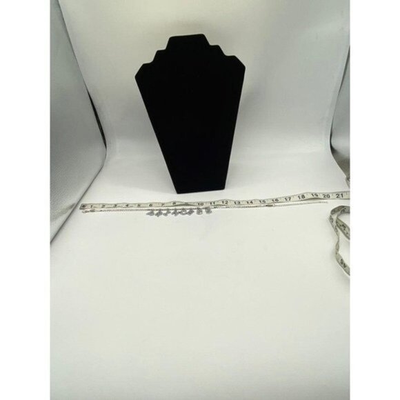 Princess Rhinestones Statement Short Necklace - Picture 8 of 9